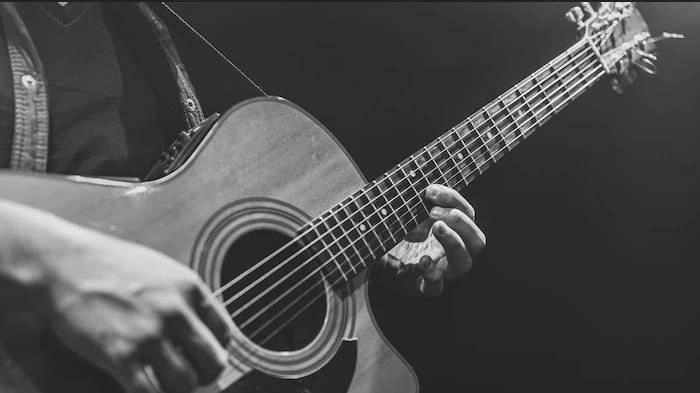 Chord Gitar Lagu Hanya Satu Persinggahan - Ekamatra, Kunci Am, Di Sini Kasih Pernah Berbunga