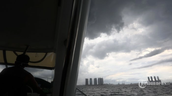 KKP Bakal Tertibkan Bagan Tancap hingga Pencemaran Laut di Perairan Dadap