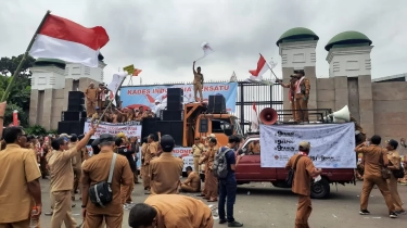 DPR Sahkan UU Desa, Masa Jabatan Kades jadi 8 Tahun untuk 2 Periode