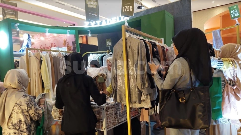 Bazar Baju Lebaran Serba Lokal Mulai Dari Rp100 Ribuan Cuma Ada di Sini, Yuk Borong!