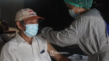Meski Terkendali, Dokter Paru: Vaksin Covid-19 Tetap Dibutuhkan Kelompok Rentan