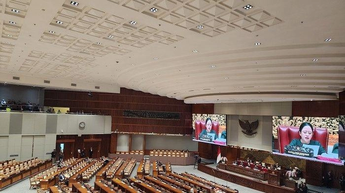 Revisi UU Desa Disahkan DPR, Jabatan Kepala Desa Kini Jadi 8 Tahun