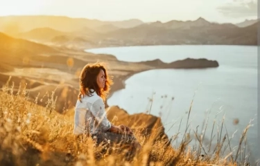 8 Ciri-Ciri Orang dengan Intuisi Introvert yang Jarang Diketahui, Salah Satunya Gemar Merenung