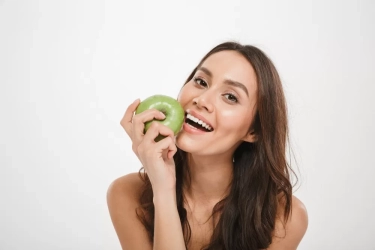 Ingin Wajah Glowing saat Bukber? Berikut Tips agar Kulit Tetap Cerah saat Puasa Ramadhan