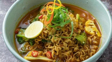 Resep Mie Nyemek, Nasi Tim, dan Opor Ayam, Bikin Makan Makin Lahap!