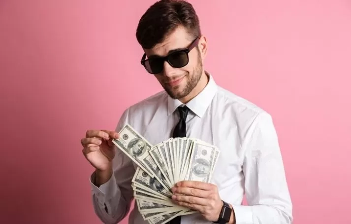 5 Karakteristik Orang yang Sedang Menuju Fase Kekayaan, Apakah Kamu Memiliki Salah Satunya?