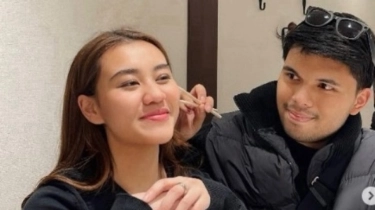 Bucin Total, Thariq Halilintar Langsung Temani Nyeker di Mall Begitu Tahu Kaki Aaliyah Massaid Lecet