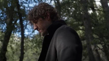 Terjemahan Lirik Lagu The Last Bit Of Us - Dean Lewis: So Goodbye My Love