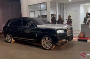 Kejagung Sita Mobil Rolls Royce dan Minicoper Harvey Moeis