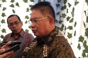 Usut Dugaan Investasi Fiktif PT Taspen, KPK Periksa Eks Dirut Iqbal Latanro