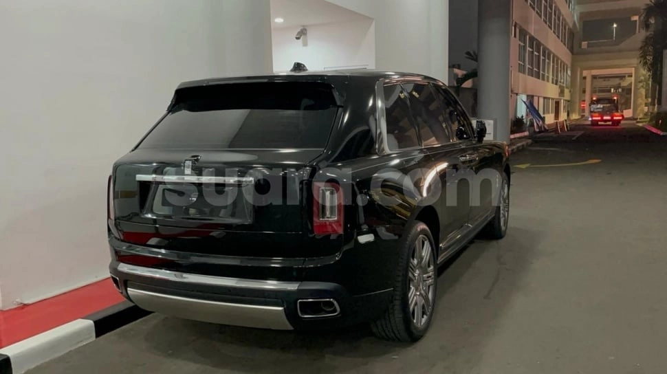 Detik-Detik Rolls Royce Sandra Dewi Disita Kejagung: Fix Dimiskinkan?