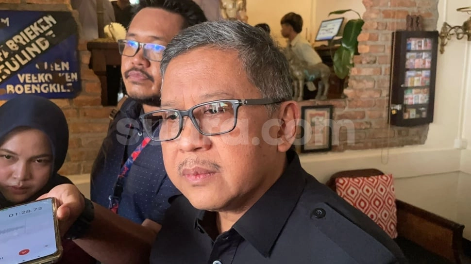 Usai Bedah Buku Ini, Sekjen PDIP Sebut Ada Kemiripan antara Soeharto dengan Jokowi