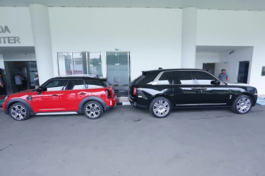 Ditetapkan Sebagai Tersangka, Mobil Mewah Milik Suami Sandra Dewi Disita Penyidik Kejagung!