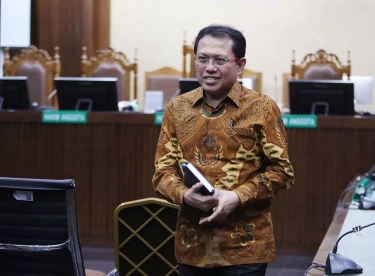 Terbukti Terima Suap Pengurusan Perkara, Sekretaris MA Hasbi Hasan Divonis 6 Tahun Penjara