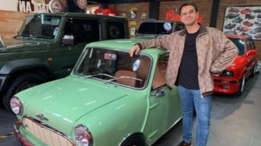 Raffi Ahmad Pamer Punya Mobil Baru, Warganet Malah Salfok: Sultan Pakai Celana Melar!