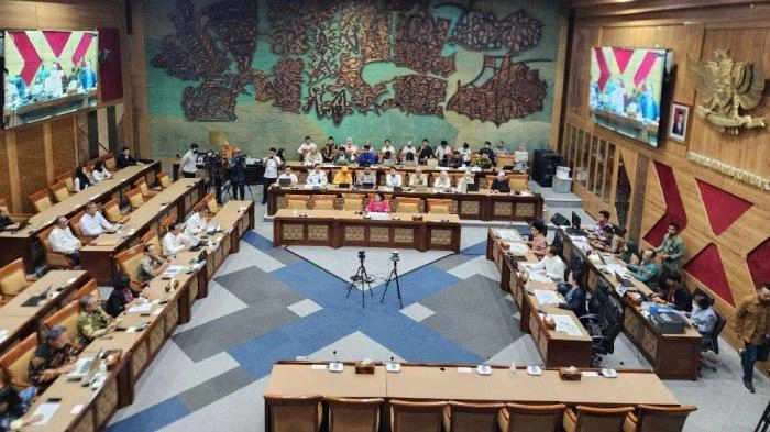 Kewalahan, Komisi X DPR Kompak Ingin RUU Bahasa Daerah Diselesaikan DPR Periode Selanjutnya
