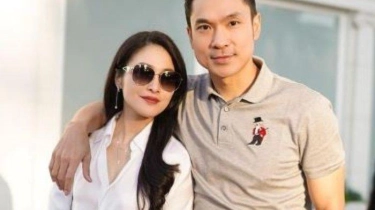 Penggeledahan Berjalan Alot, Kejagung Berhasil Amankan 2 Mobil dan Laptop dari Kediaman Sandra Dewi