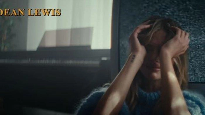 Terjemahan Lirik Lagu Lost Without You - Kygo feat Dean Lewis: Tell Me You Love Me
