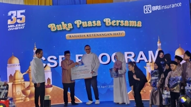 BRI Insurance Salurkan Bantuan untuk Anak Yatim Piatu dan Mesjid