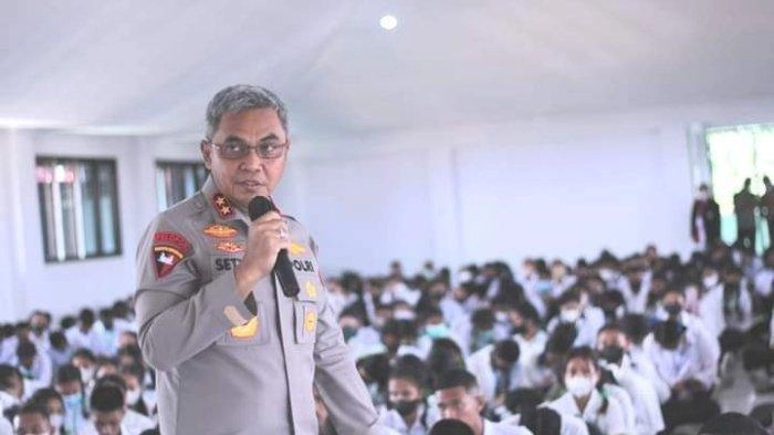 Komjen Pol. Drs. Setyo Budiyanto, S.H., M.H.