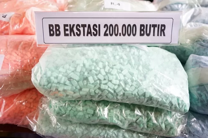 Pabrik Ekstasi Jaringan Fredy Pratama di Sunter Digerebek Bareskrim Polri