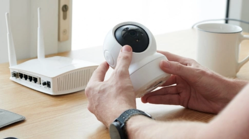 Tips Aman Meninggalkan Rumah Saat Mudik Lebaran Ala BRImo, Pantau Lewat CCTV dari Kampung Halaman