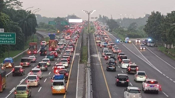 Polisi Mulai Berlakukan One Way di Tol Cipali pada Pukul 21.30 WIB