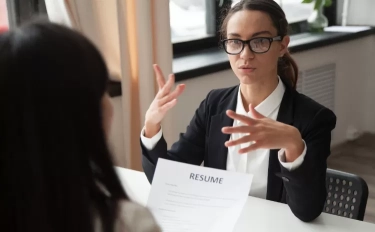 Sebelum Berangkat ke Tempat Wawancara Kerja, Intip Tips Agar Disukai HRD dan Jadi Kandidat Terbaik Yuk!