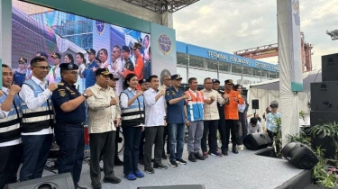 Menhub Lepas Mudik Gratis Kapal Laut Jakarta-Semarang, Angkut 876 Motor dan 2.037 Penumpang