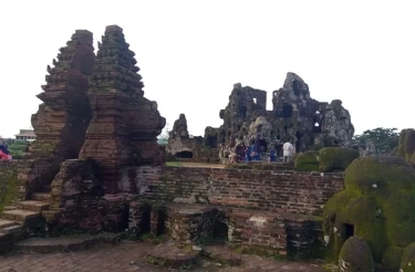 Situs Goa Sunyaragi jadi Tempat Istirahat Favorit Pemudik Lebaran 2024
