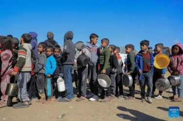 Tiga Truk Bantuan Berisi BBM-Pasokan Medis Tiba di Rumah Sakit di Jalur Gaza Utara