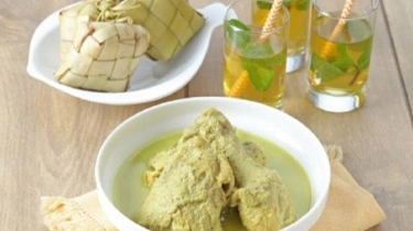 15 Menu Wajib saat Lebaran Idul Fitri, Ada Ketupat, Opor Ayam, hingga Sambal Goreng Kentang