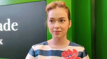 Rebecca Klopper Rayakan Lebaran Bersama Keluarga Orangtua di Malaysia