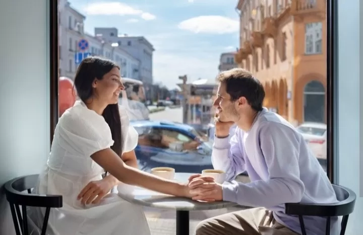 9 Tanda Bahwa Anda Terlalu Bucin dalam Menjalani Hubungan Romantis, Salah Satunya Tidak Peka Terhadap Hubungan Red Flag