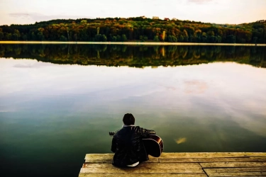 Gebetanmu Seorang Introvert? Kenali 7 Sisi Gelap Seorang Introvert, Salah Satunya Gampang Pesimis