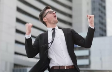 Jangan Minder! Ketahui 6 Kunci Sukses Meskipun Memiliki Masa Kecil yang Sulit, Salah Satunya Bersyukur