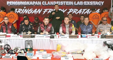 Rumah di Sunter Jadi Tempat Produksi Ekstasi, Bareskrim Amankan 7.800 Butir dan Tangkap 4 Jaringan Fredy Pratama