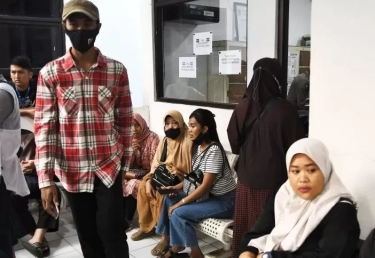 Sebelas Jenazah Korban Kecelakaan KM 58 Dipindahkan ke RS Polri