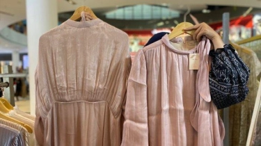 Jadi Tren Baju Lebaran 2024, Begini Cara Merawat Gamis Shimmer