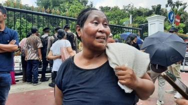 Pemulung dari Bekasi Senang Salaman dengan Jokowi: Antre Sejak Pukul 7 Pagi, Pulang Bawa Sembako