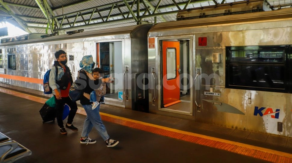 75 Kereta Api Daop 1 Jakarta Berangkat Hari Kedua Lebaran 2024