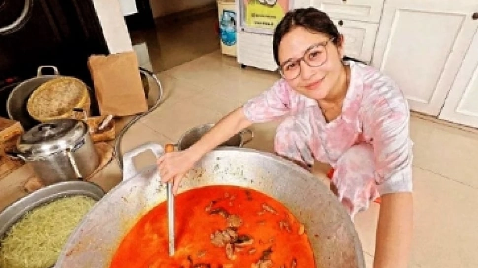 Heboh Prilly Latuconsina Banjir Hujatan Pakai Gas Elpiji 3 Kg, Memangnya Boleh Dipakai?