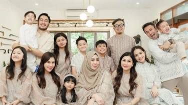6 Potret Lebaran Artis Bersama Keluarga, Raffi Ahmad hingga Sule