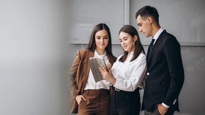 Ramalan Zodiak Karier Hari Ini Kamis, 11 April 2024: Pisces Ada Masalah, Capricorn Dapat Insentif