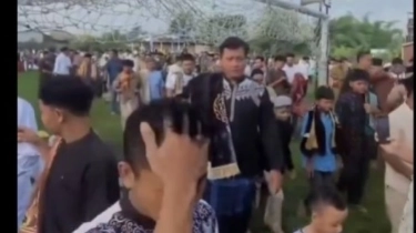 Heboh Jemaah Shalat Idul Fitri Bubar Gegara Khatib Sentil Jokowi dan Bahas Pemilu Curang: Branding Diri Buat Nyaleg!