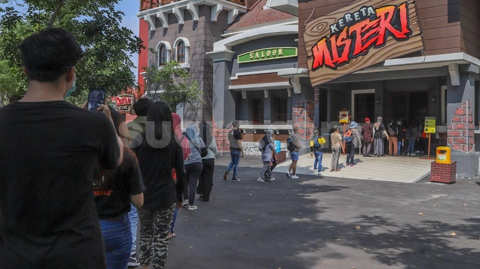 Viral Antrean Wahana Dufan Mengular saat Libur Lebaran, Pengunjung Hari Ini Tembus 8.200
