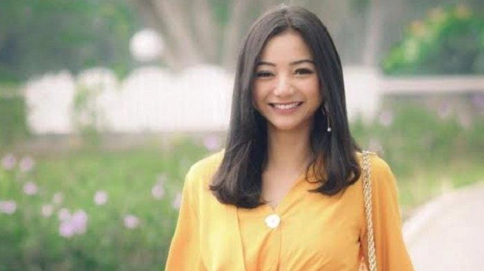 Glenca Chysara Bikin Kue Lebaran Sendiri untuk Pertama Kali, Hasilnya Gosong