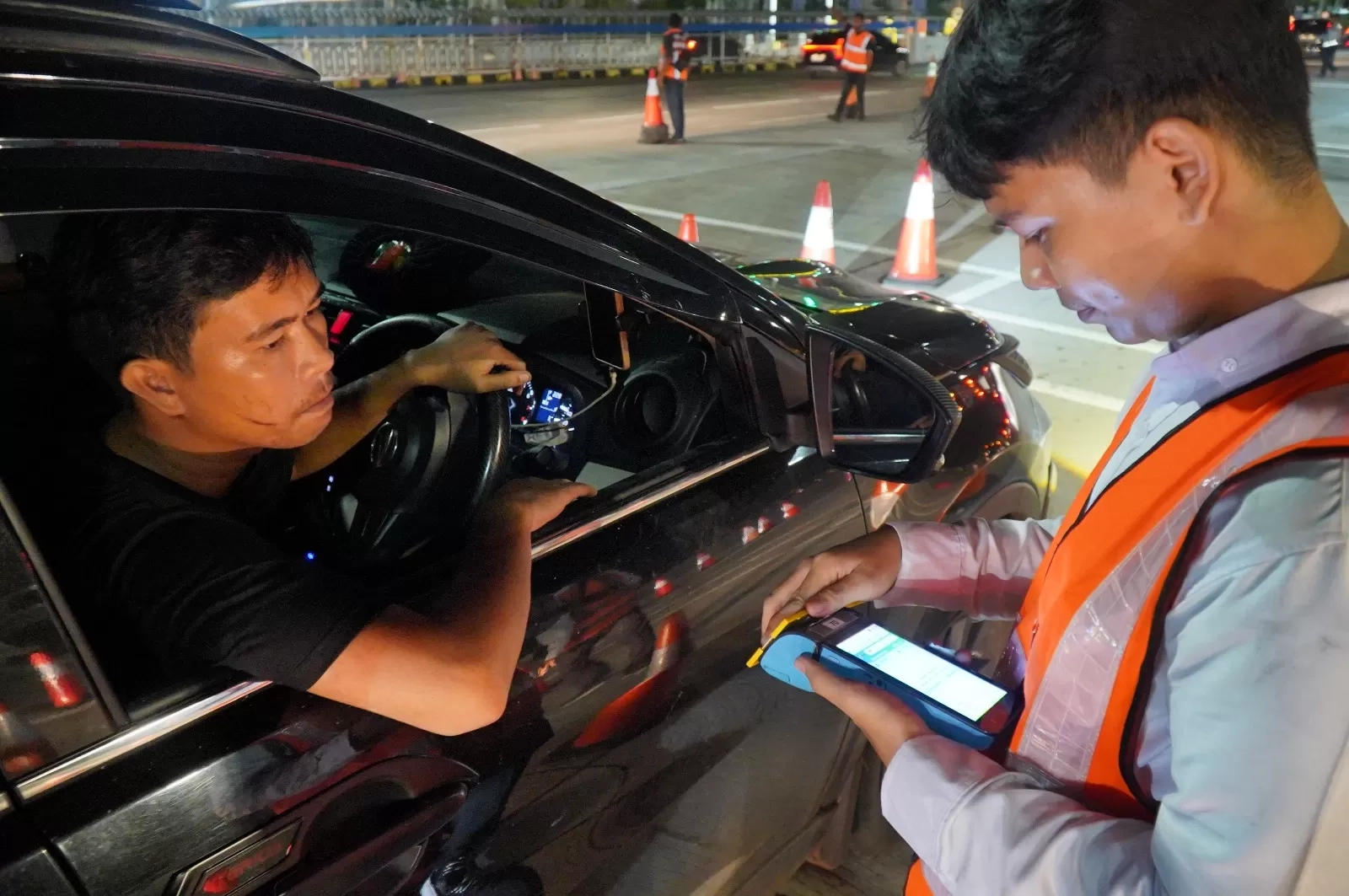 Bikin Macet, Jasa Marga Catat 16 Ribu Kendaraan Alami Saldo E-Toll Kurang Saat Arus Mudik