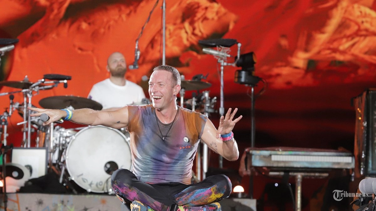 Terjemahan Lirik Lagu Ink - Coldplay: Got a Tattoo and The Pain's Alright