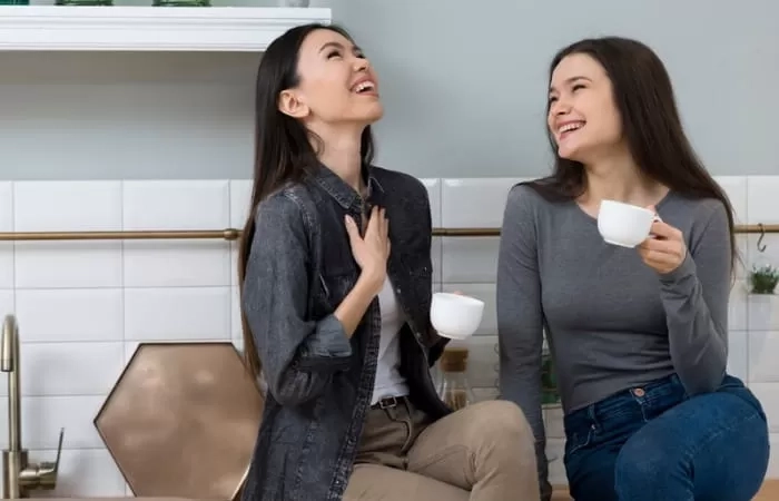 Jika Seorang Melakukan Salah Satu dari 9 Hal Ini, Dia Bukan Teman Sejati Anda!